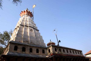 Chintamani Ganpati temple Theur Maharashtra - Ashtavinayak temple