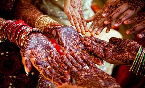 Teej - Significance, Customs and Rituals of Teej Festival - TemplePurohit -  Your Spiritual Destination | Bhakti, Shraddha Aur Ashirwad