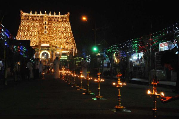 Lakshadeepam - Sree Padmanabhaswamy Temple - Thiruvananthapuram